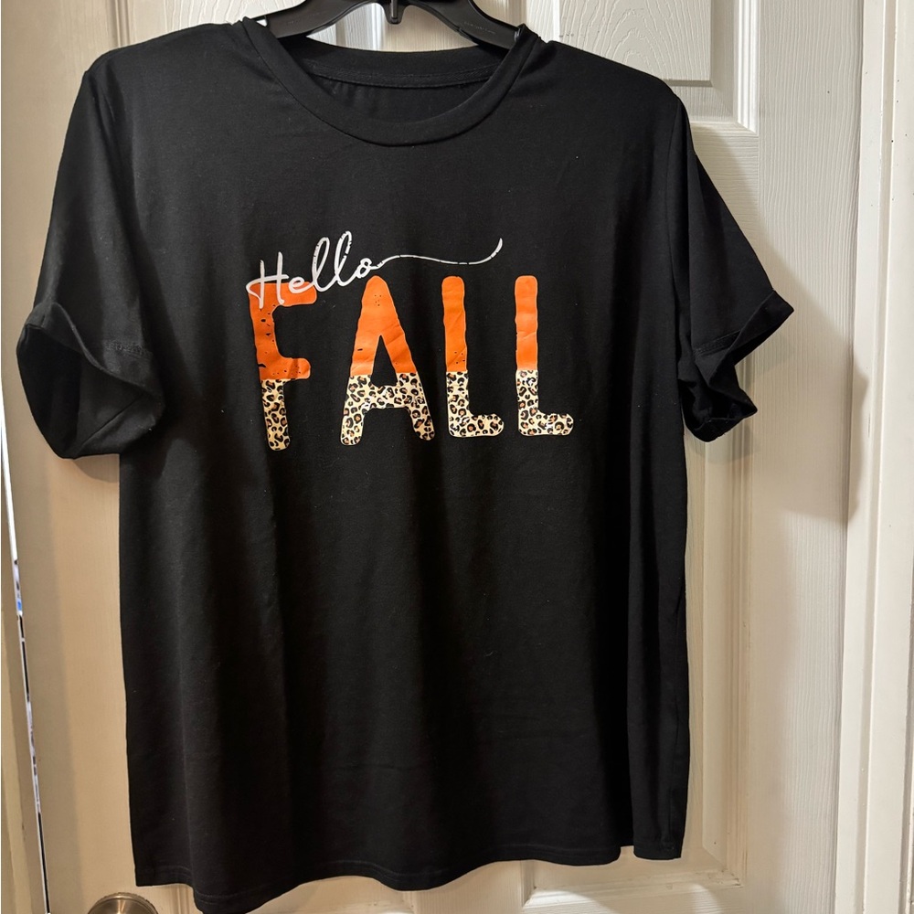 Black 'Hello Fall' Graphic T-Shirt